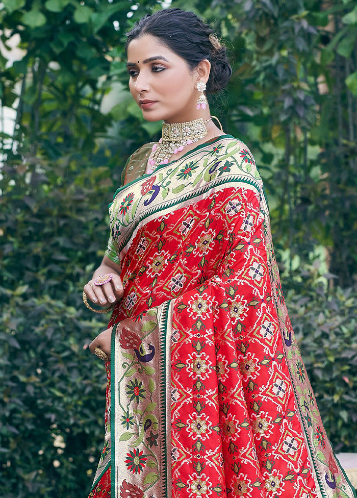 Red Dupion Silk Saree With Blouse Piece