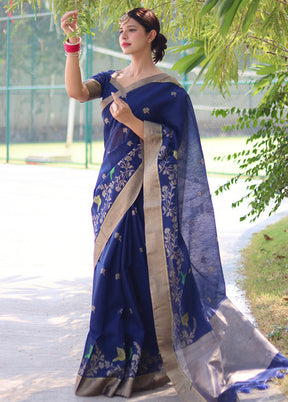 Blue Cotton Saree With Blouse Piece