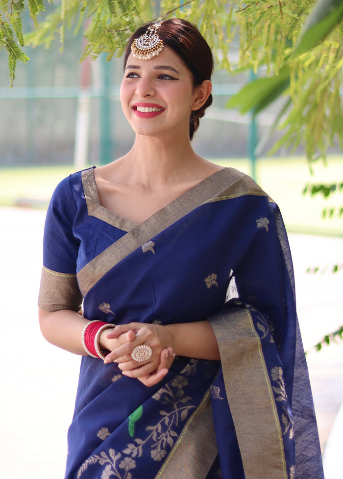 Blue Cotton Saree With Blouse Piece