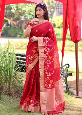 Red Cotton Saree With Blouse Piece