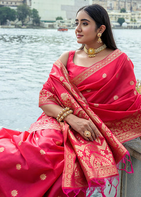 Red Dupion Silk Saree With Blouse Piece