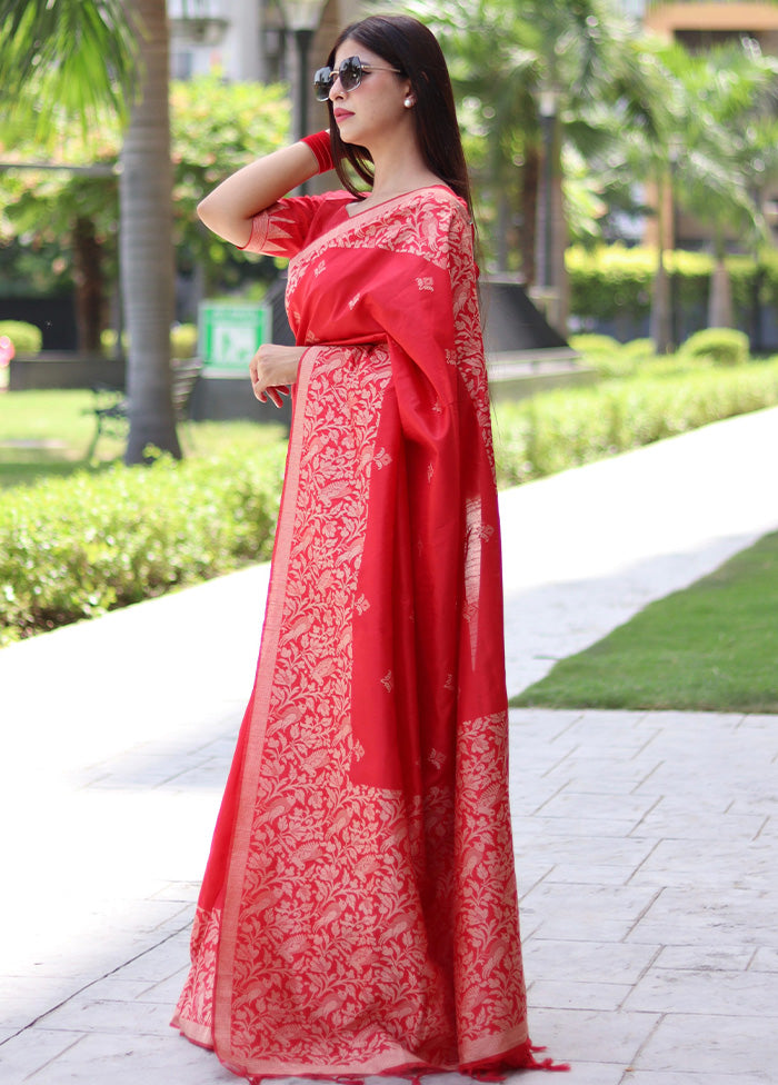 Red Dupion Silk Saree With Blouse Piece