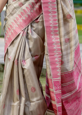 Red Dupion Silk Saree With Blouse Piece