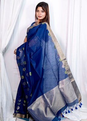 Blue Cotton Saree With Blouse Piece