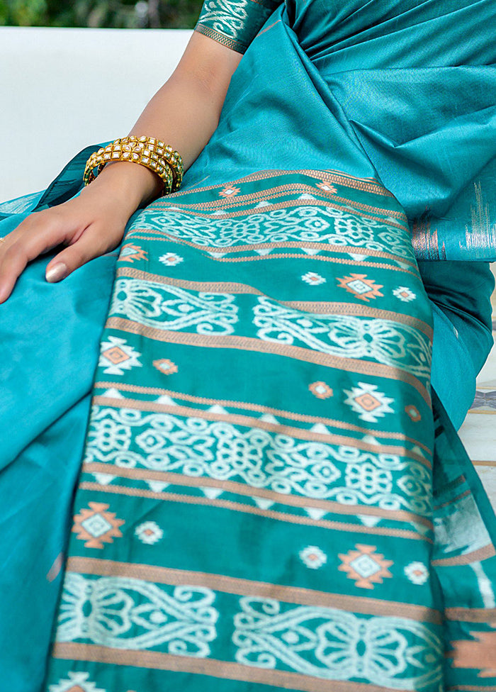 Sea Green Dupion Silk Saree With Blouse Piece