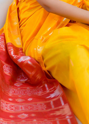 Yellow Dupion Silk Saree With Blouse Piece