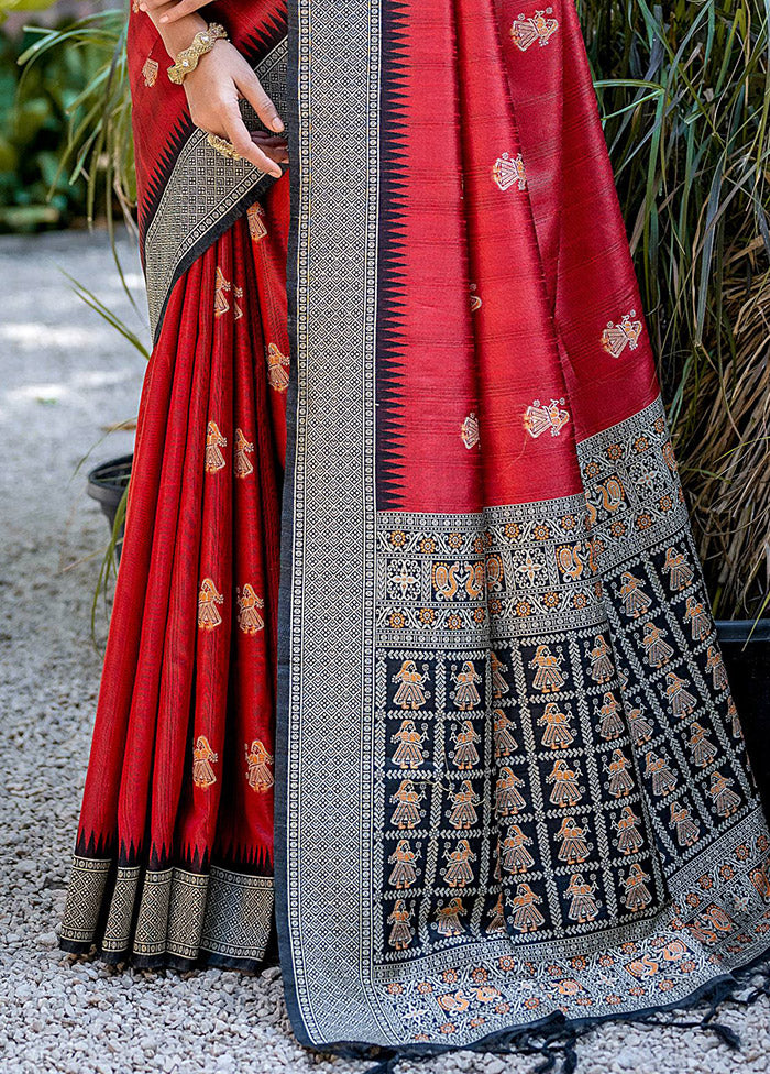 Red Dupion Silk Saree With Blouse Piece