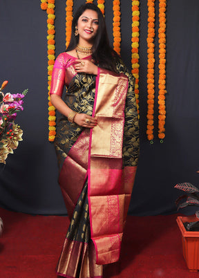 Black Spun Silk Saree With Blouse Piece