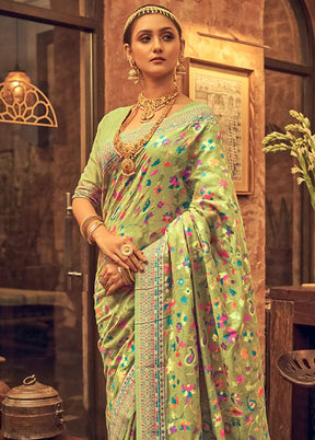 Green Spun Silk Saree With Blouse Piece