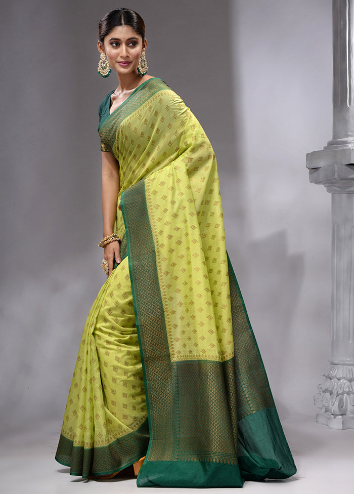 Green Spun Silk Saree With Blouse Piece