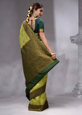 Green Spun Silk Saree With Blouse Piece