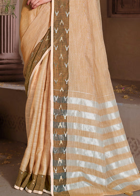 Cream Silk Saree With Blouse Piece