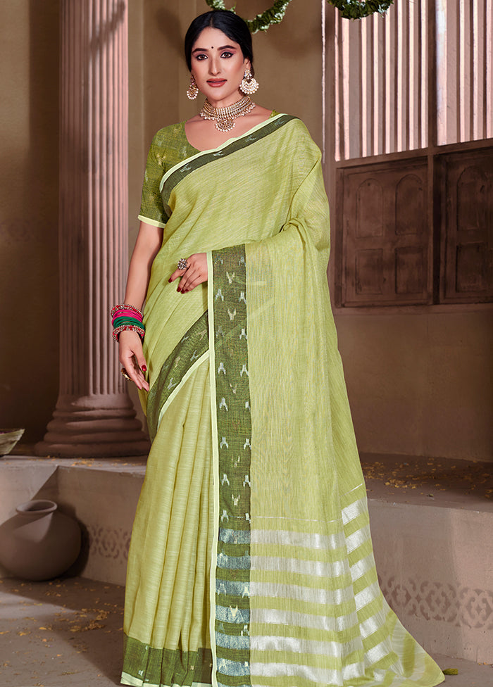 Light Green Silk Saree With Blouse Piece