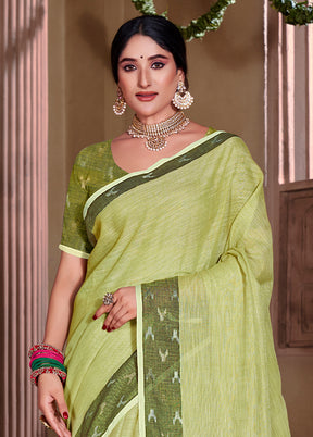 Light Green Silk Saree With Blouse Piece