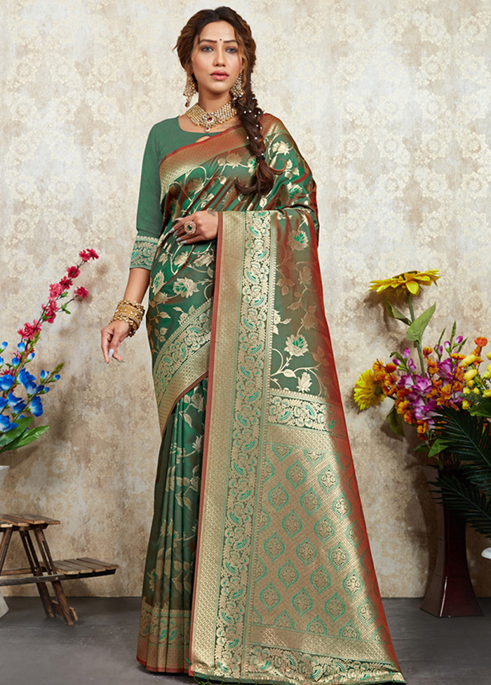 Green Spun Silk Saree With Blouse Piece