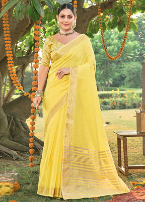 Yellow Cotton Saree With Blouse Piece