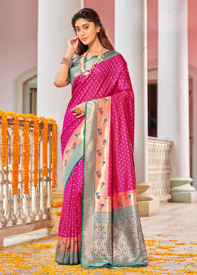 Magenta Spun Silk Saree With Blouse Piece