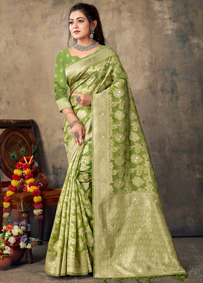 Green Organza Saree With Blouse Piece