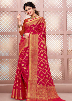 Magenta Spun Silk Saree With Blouse Piece