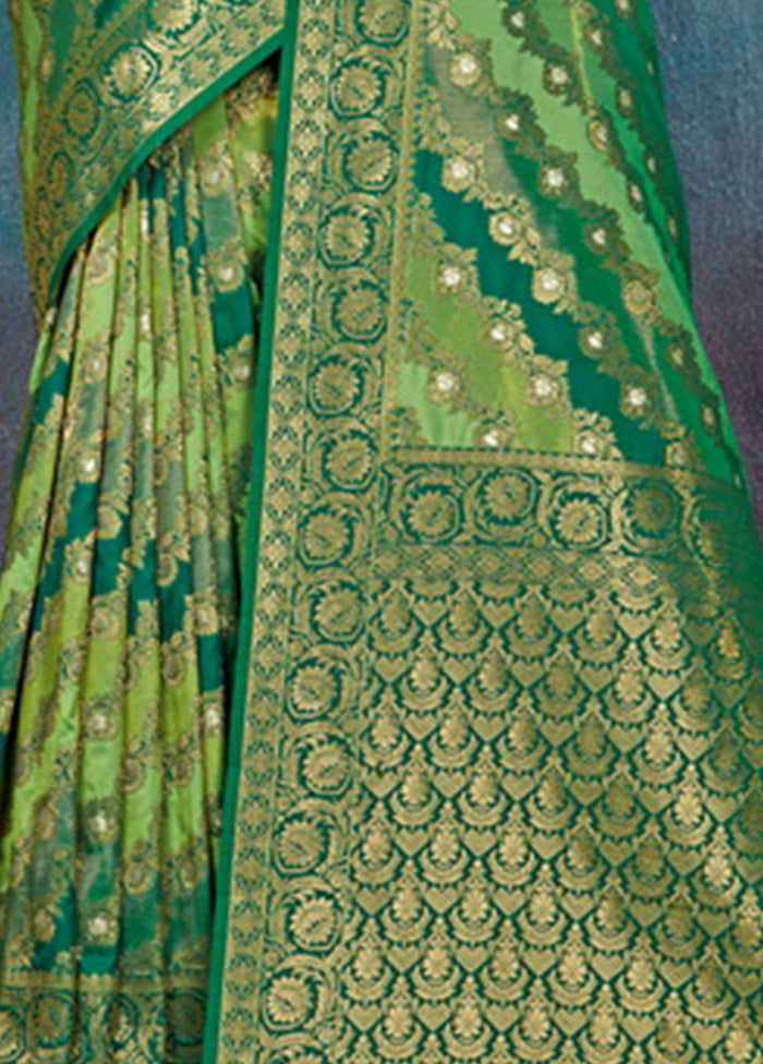 Green Spun Silk Saree With Blouse Piece