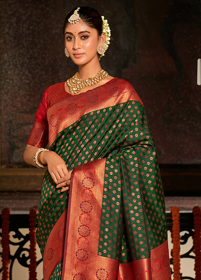 Dark Green Spun Silk Saree With Blouse Piece