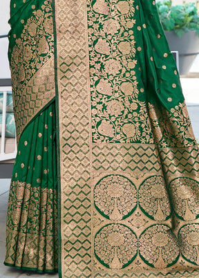 Green Dupion Silk Saree With Blouse Piece