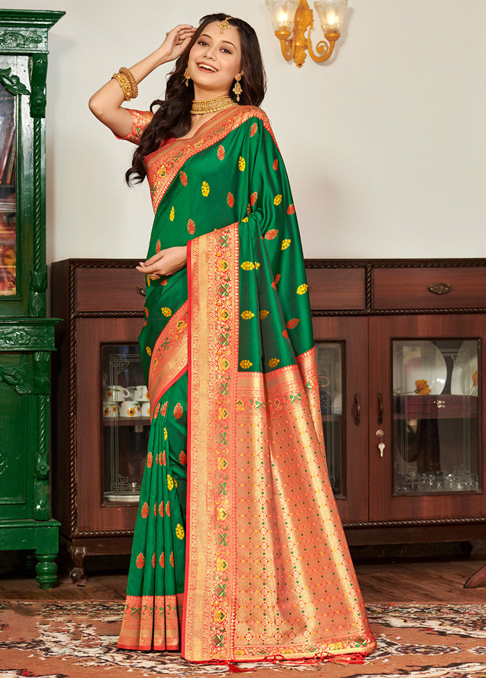 Green Spun Silk Saree With Blouse Piece