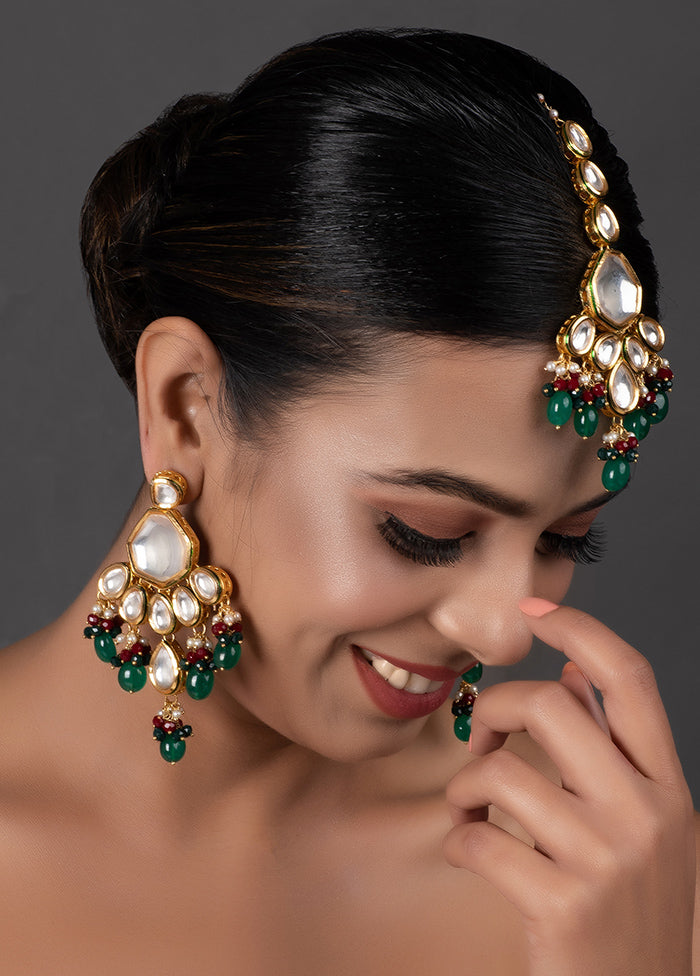Emerald Beaded Kundan Mangtika With Earrings