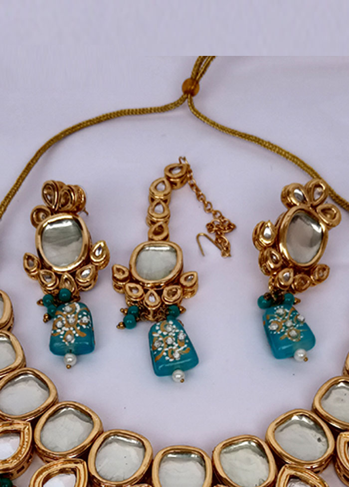 Pink And Blue Kundan Jewellery Set With Mangtika