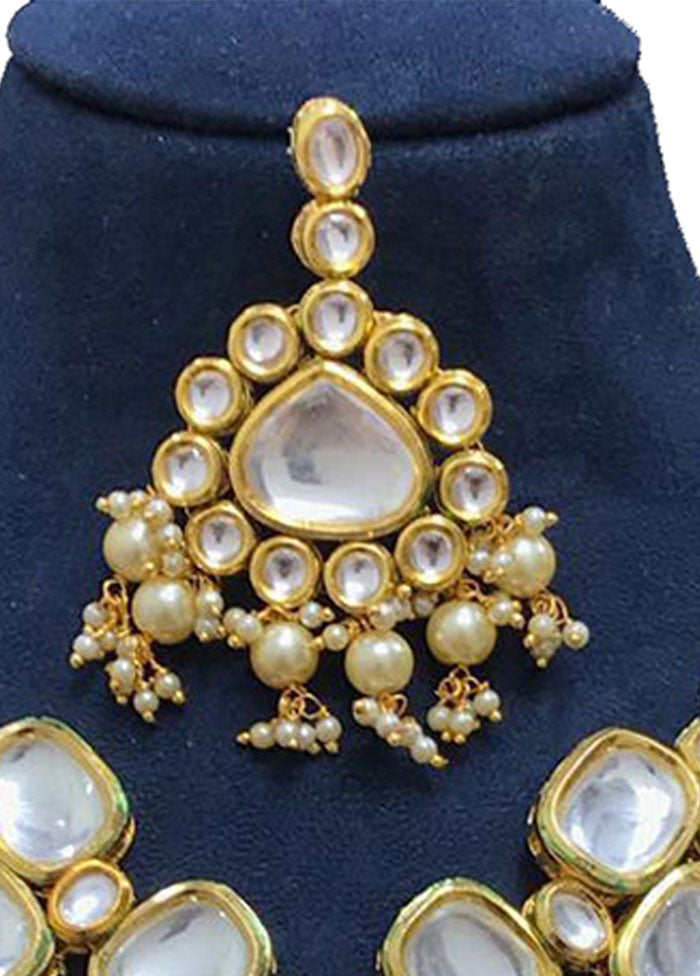 White Kundan Polki Jewellery Set With Mangtika