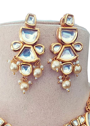 White Kundan Polki Choker Set With Earrings