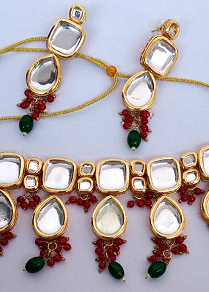 Kundan Studded Green Jewellery Set