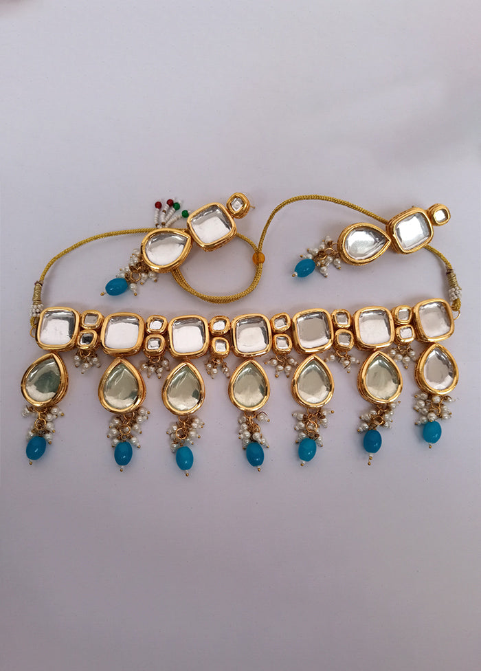 Kundan Studded Sky Blue Jewellery Set