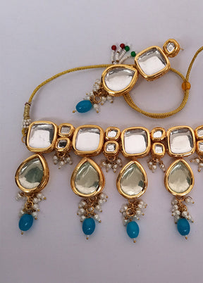 Kundan Studded Sky Blue Jewellery Set