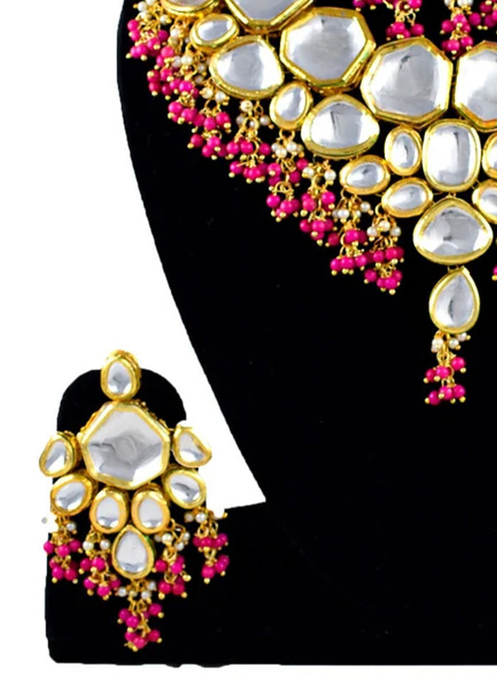 White Kundan Jewellery Set With Mangtika