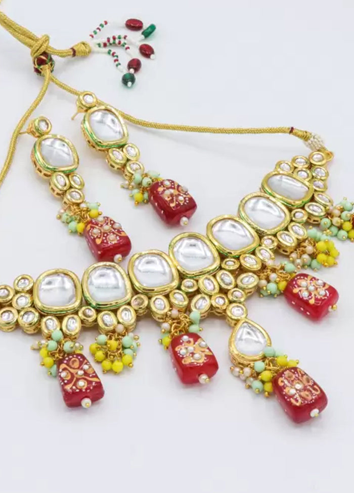 Red Kundan Jewellery Set With Mangtika