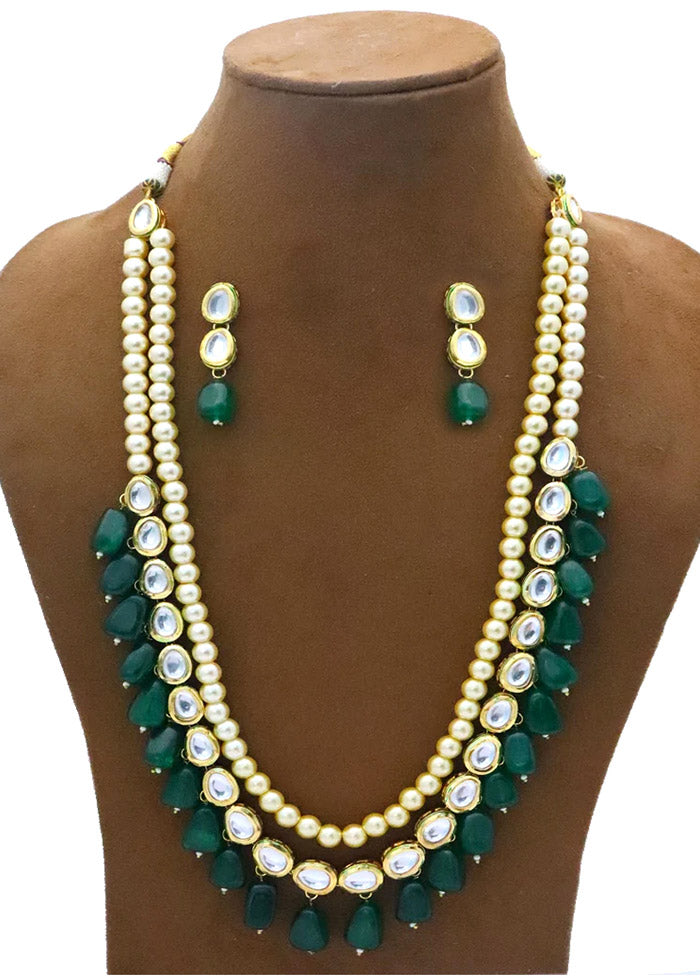 Emerald Green Kundan Jewellery Set