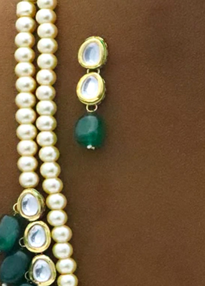 Emerald Green Kundan Jewellery Set