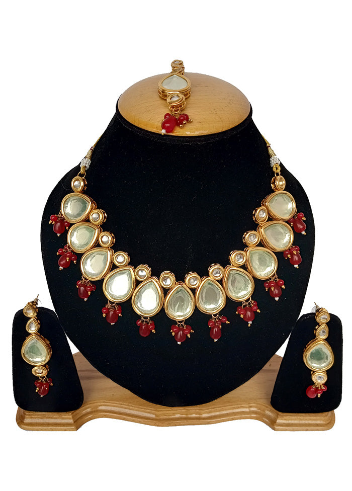 Maroon Kundan Jewellery Set With Mangtika