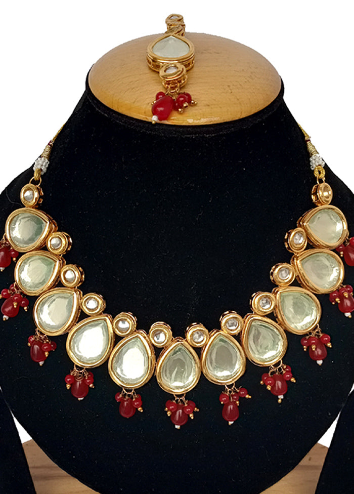 Maroon Kundan Jewellery Set With Mangtika