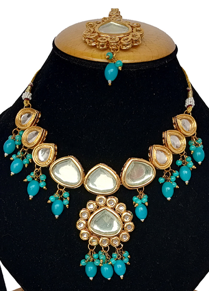 Sky Blue Kundan Jewellery Set With Mangtika