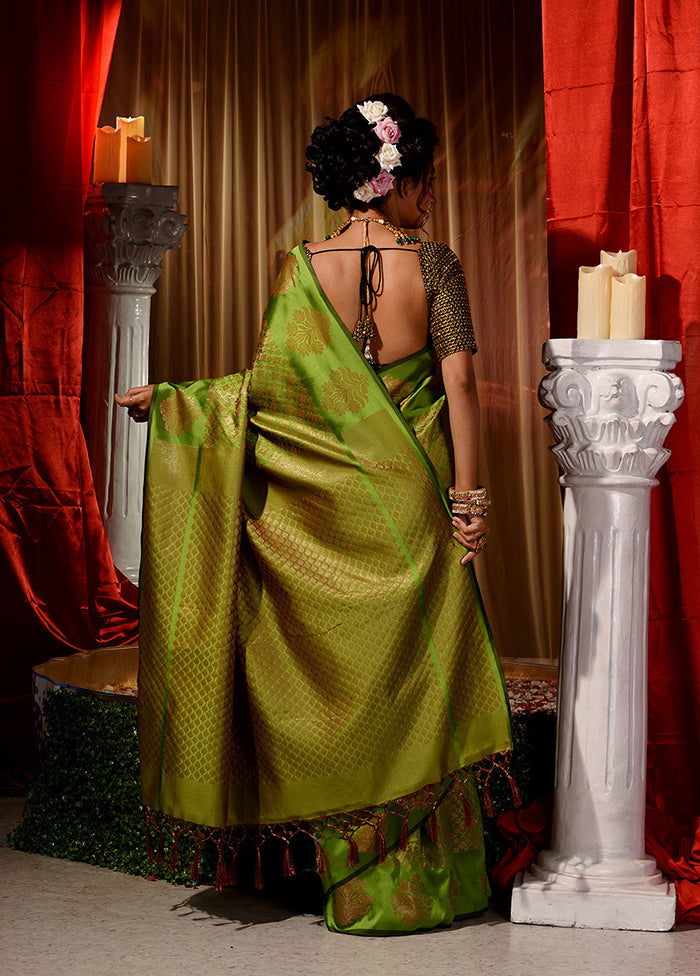 Mehendi Dupion Silk Saree With Blouse Piece