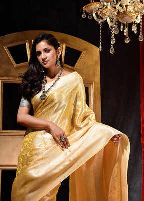 Yellow Dupion Silk Saree With Blouse Piece