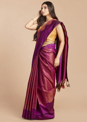 Magenta Dupion Silk Saree With Blouse Piece