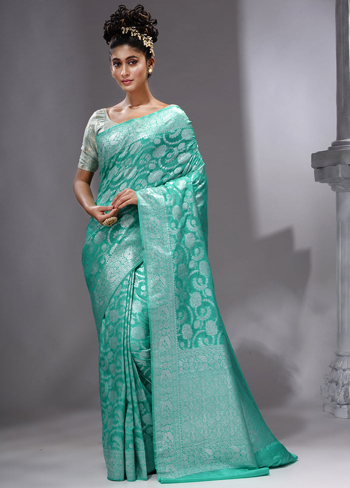 Green Spun Silk Saree With Blouse Piece