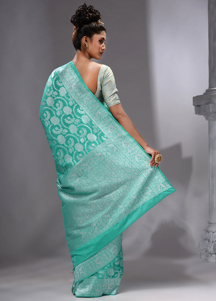 Green Spun Silk Saree With Blouse Piece