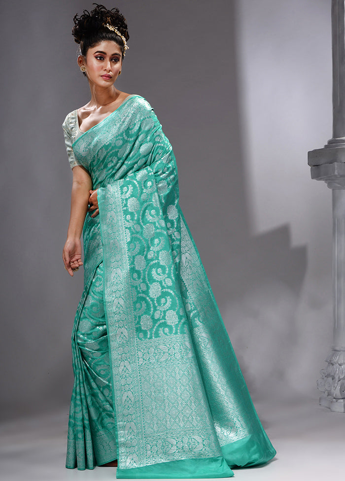 Green Spun Silk Saree With Blouse Piece