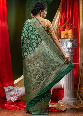 Green Spun Silk Saree With Blouse Piece