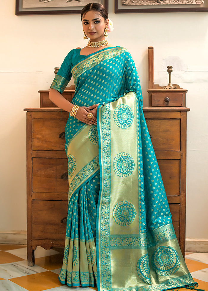 Rama Green Spun Silk Saree With Blouse Piece