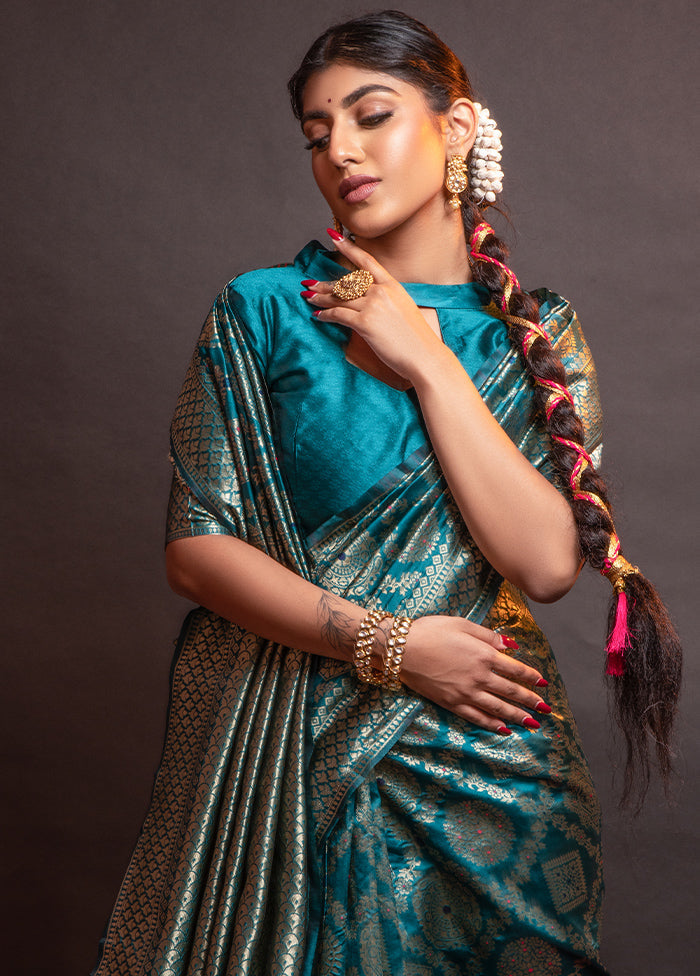 Blue Spun Silk Saree With Blouse Piece